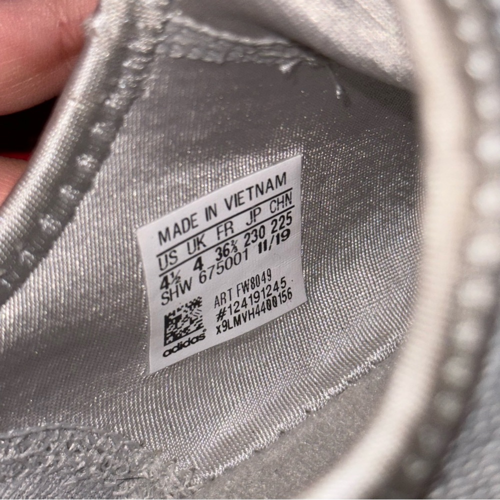 Grey Adidas 4.5Y - Picture 7 of 7
